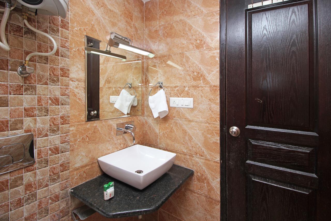 Oyo 1679 Value Hotel Mussoorie Bagian luar foto